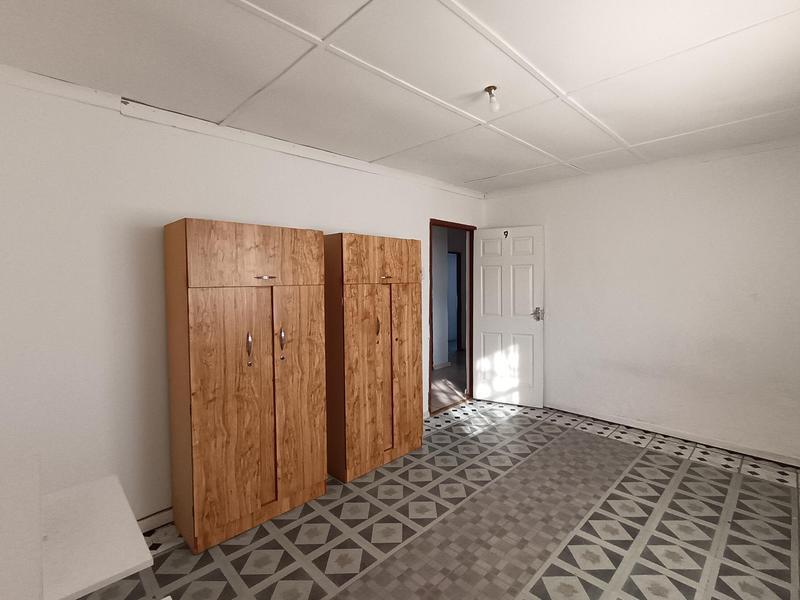 13 Bedroom Property for Sale in Madeira Park Eastern Cape